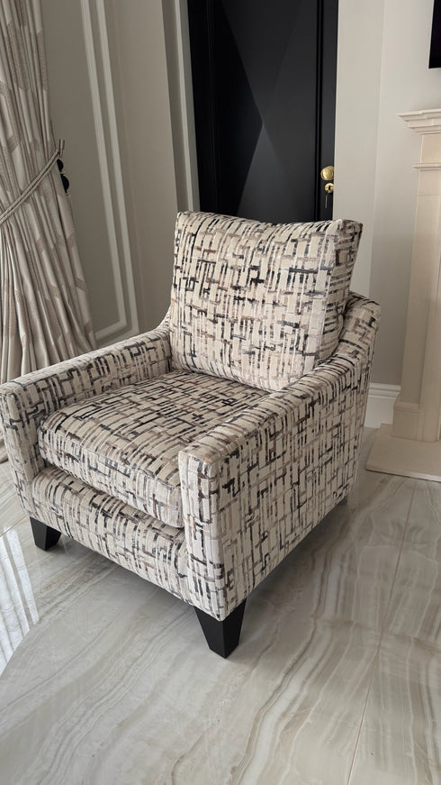 Manhattan Pearl Companion Chair