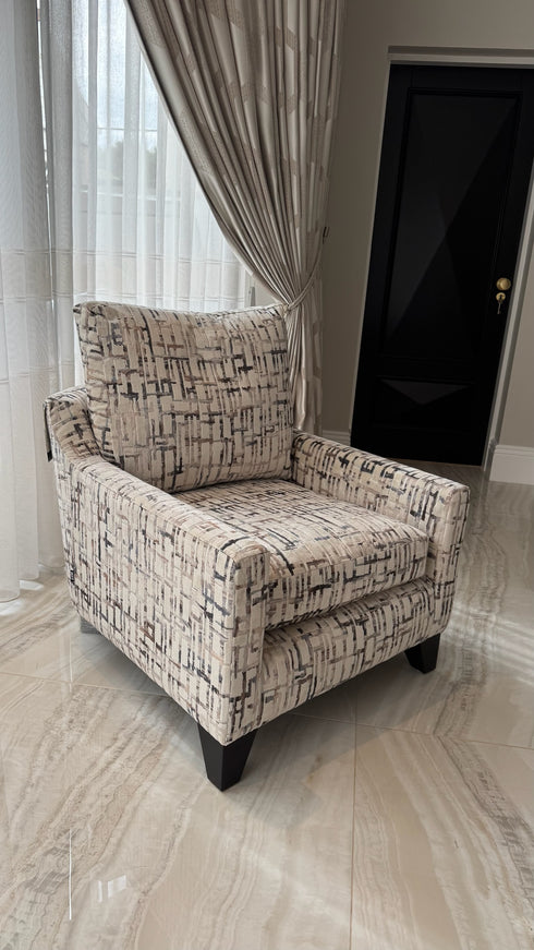 Manhattan Pearl Companion Chair