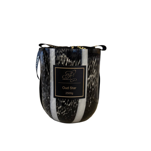 Oud Star Black Marble Candle 360g