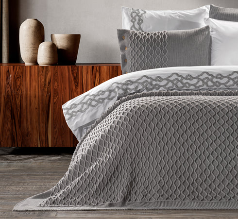 Ariah Grey Bedspread 4 Piece Set