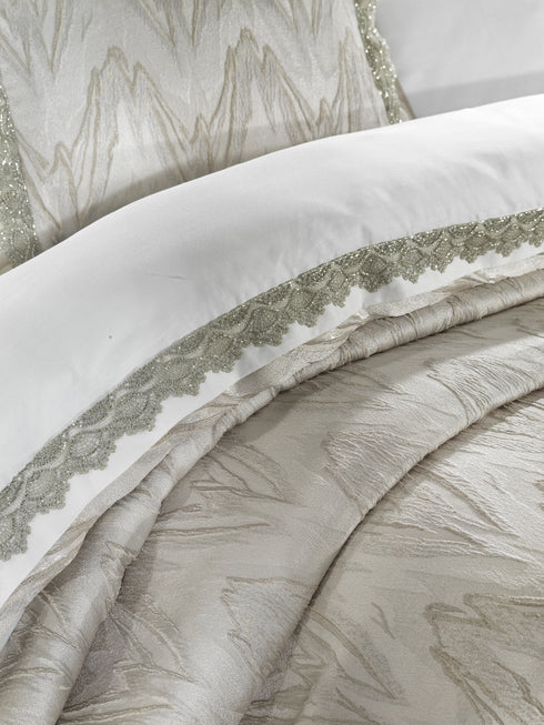 Dolly Grey Bedspread 4 Piece Set