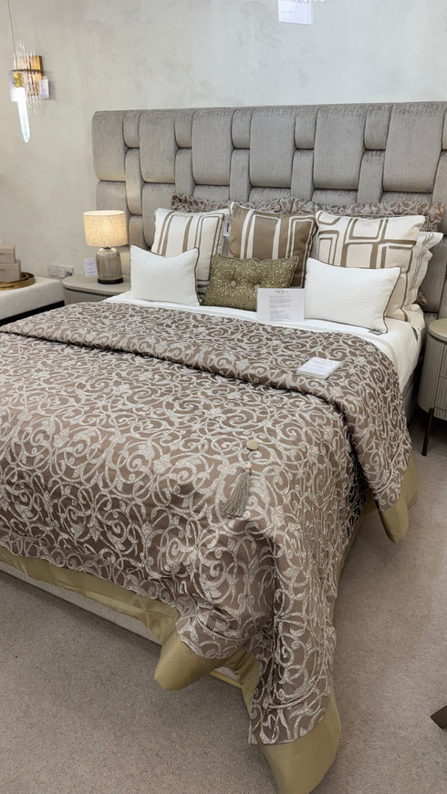 Darcie Cream Bedspread