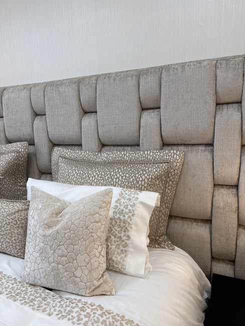 Silverstone Latte Boucle Bed