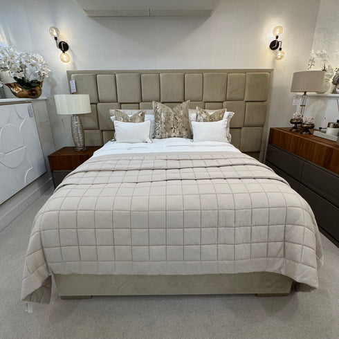 Grande Capri Bed Latte